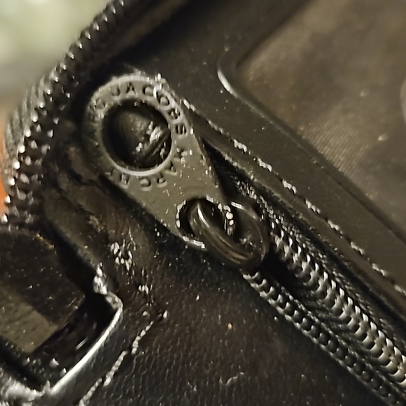 Marc Jacobs DREAMY Logo Black Wristlet - Picture 12 of 13